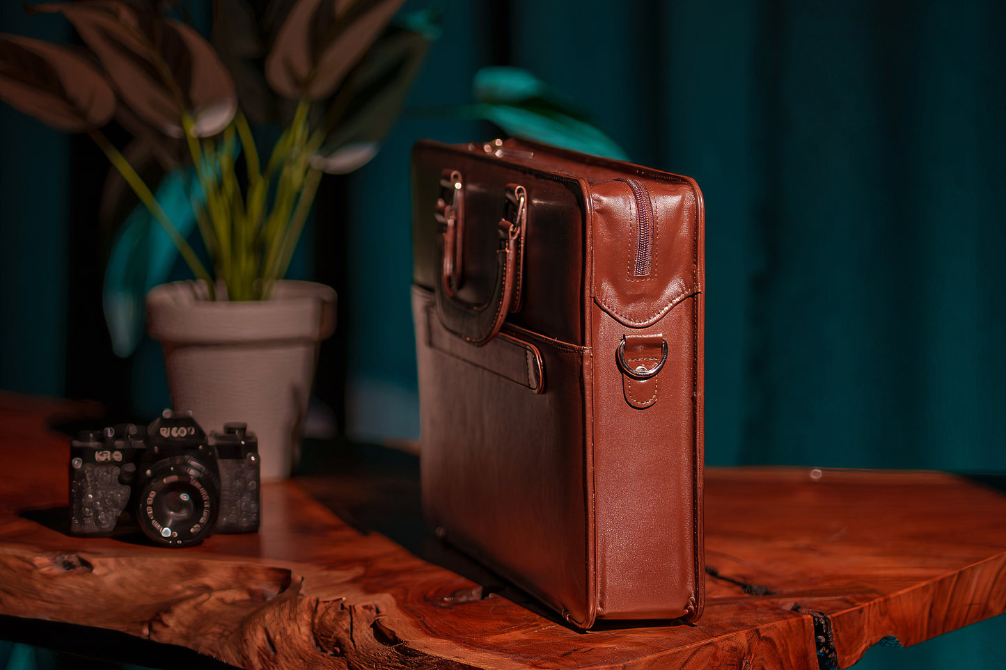 Chestnut Leather Briefcase & Laptop Bag