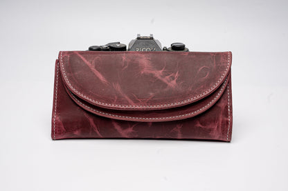 Crescent Curve | Handmade Leather Wallet