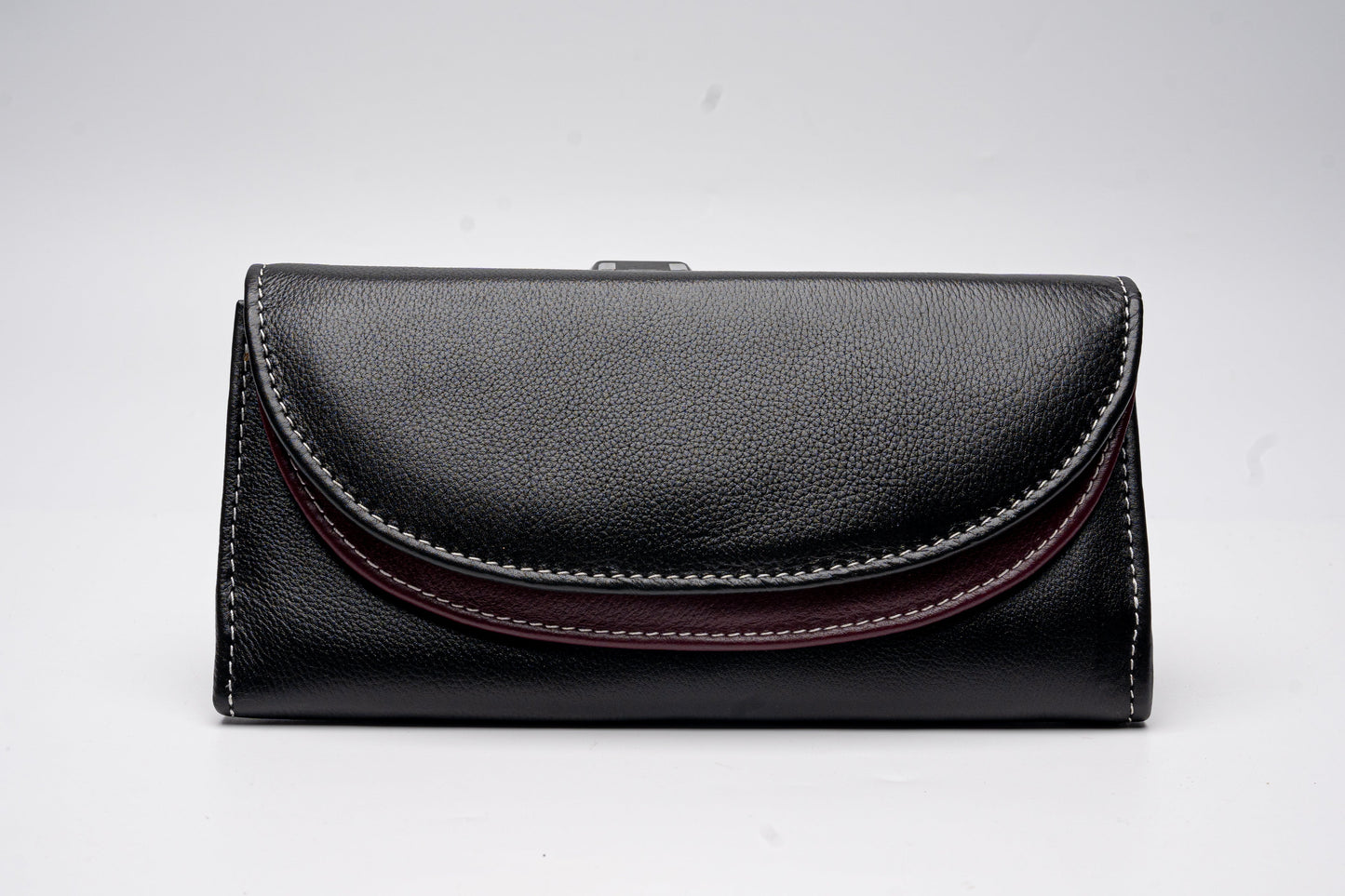 Crescent Curve | Handmade Leather Wallet