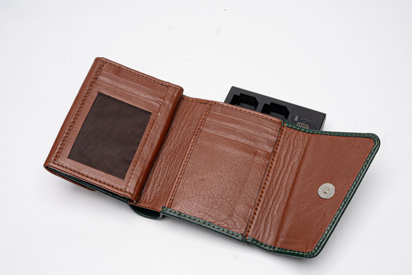 Nomad Leather Wallet – Classic Style